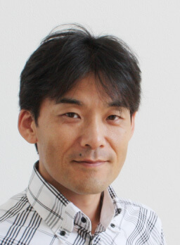 建築家の顔写真