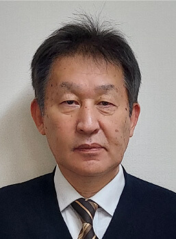 建築家の顔写真